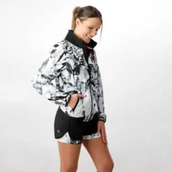 BIDI BADU Chidera Tech 2in1 Shorts Special Edition Women 12 BIDI BADU Chidera Tech 2in1 Shorts Special Edition Women -Tennis Serie Shop 01732000 10