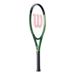 Wilson Blade 26 V8 Junior Racket 6 Wilson Blade 26 V8 Junior Racket -Tennis Serie Shop 03689000 0 6
