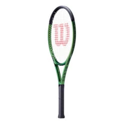 Wilson Blade 26 V8 Junior Racket 7 Wilson Blade 26 V8 Junior Racket -Tennis Serie Shop 03689000 0 7